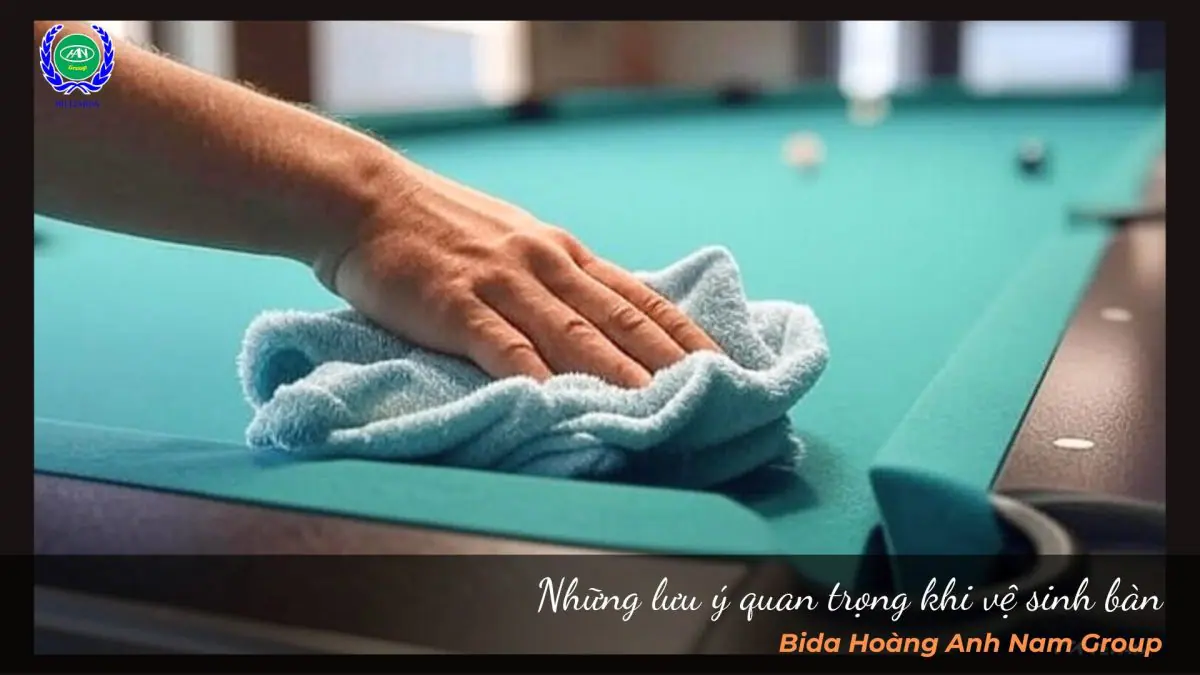 Những lưu ý quan trọng khi vệ sinh bàn